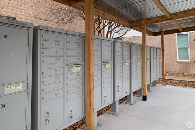 Mail Center