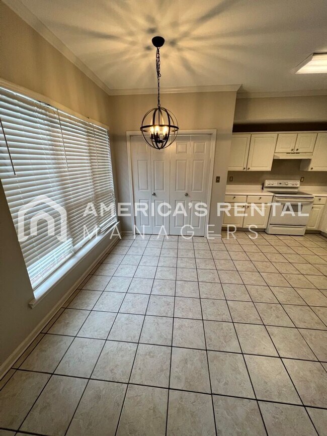 Photo - Townhome For Rent In Pelham!!! COMING SOON!!