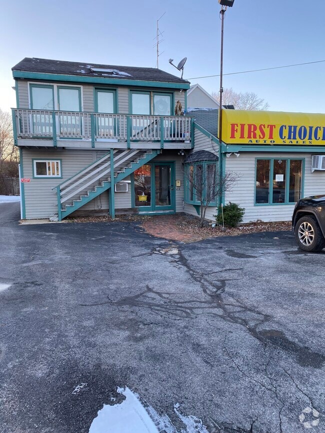 Building Photo - 1181 Boston Rd Unit # C Rental