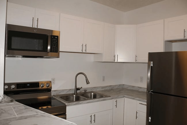 Photo - 1231 Lincoln Ave Unit #2