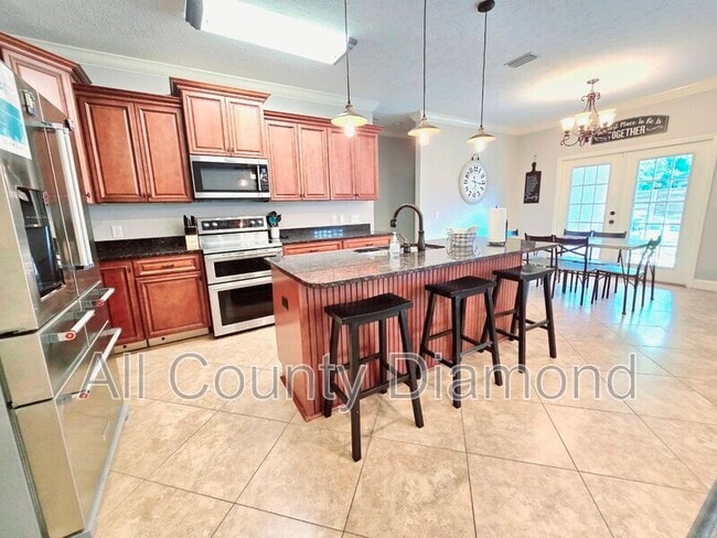 Building Photo - 2506 Dorothy Ave