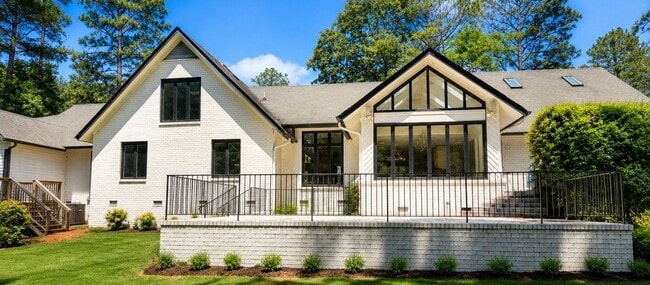 2900 Middlesex Rd