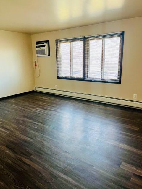 Photo - Cotton Creek Apartments