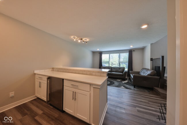 Photo - 13496 Erlen Dr