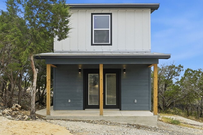 Photo - 1571 Lakeshore Dr