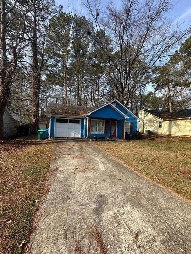 Photo - 3 Bedroom, 2 bathroom house on the Eastside, move-in ready