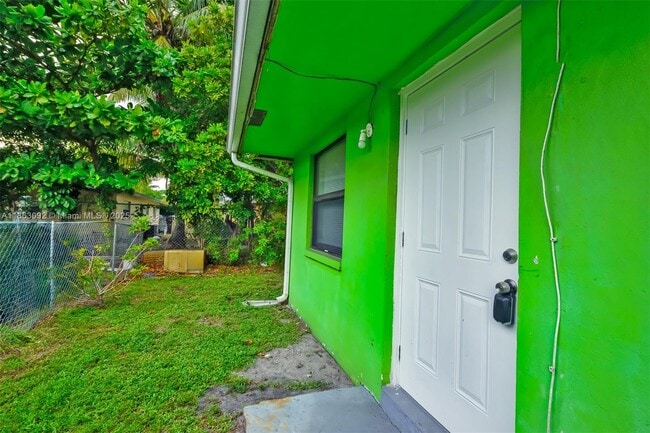 Photo - 1451 NW 19th St Unit 2
