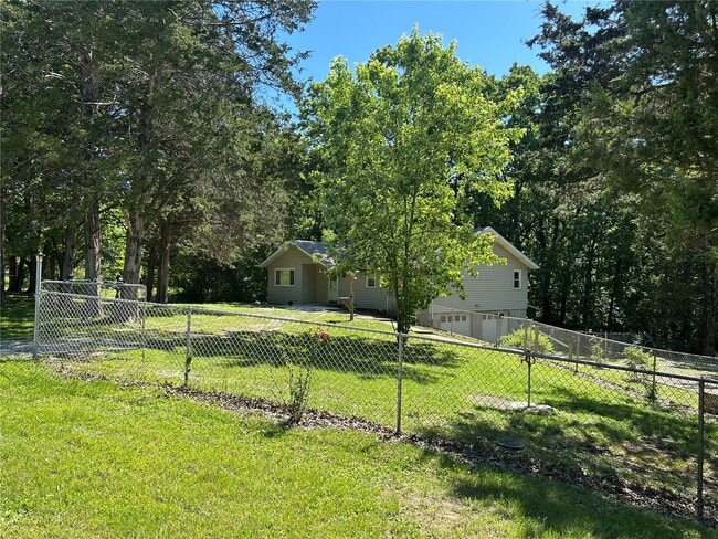 Building Photo - 7171 Rosemary Ln