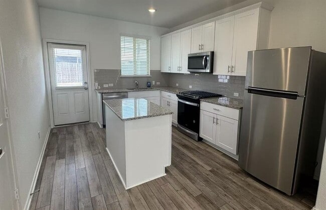 Photo - 1612 Hope Rnch Rd