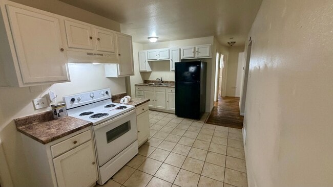 Photo - 5614 Sanborn Dr