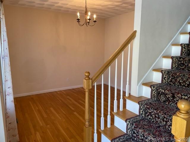 Photo - 155 Ledgeland Dr