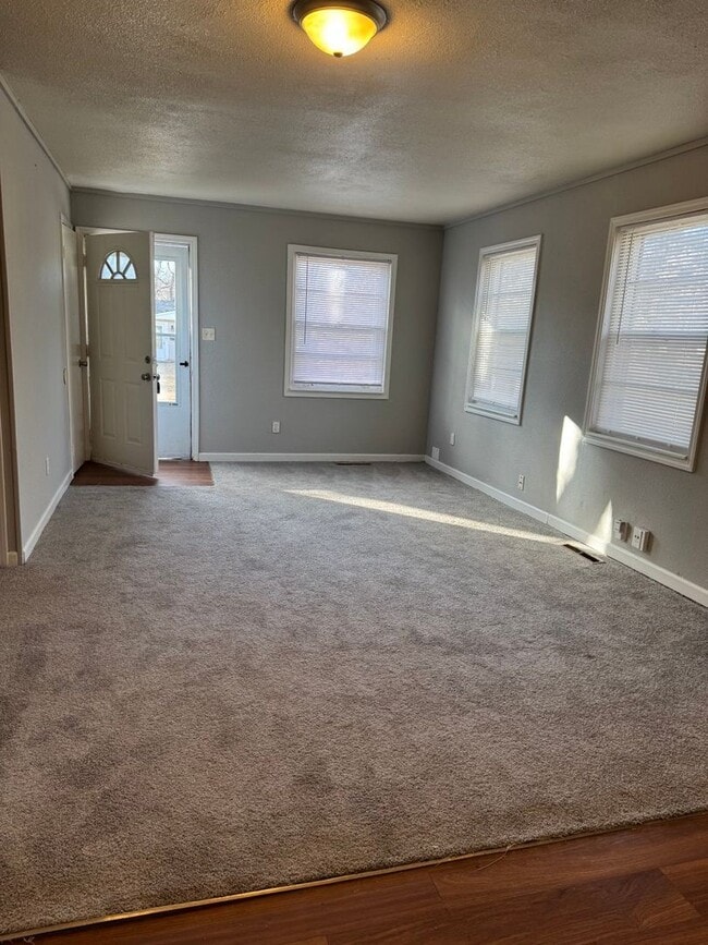 Photo - 2611 S 48th Terrace