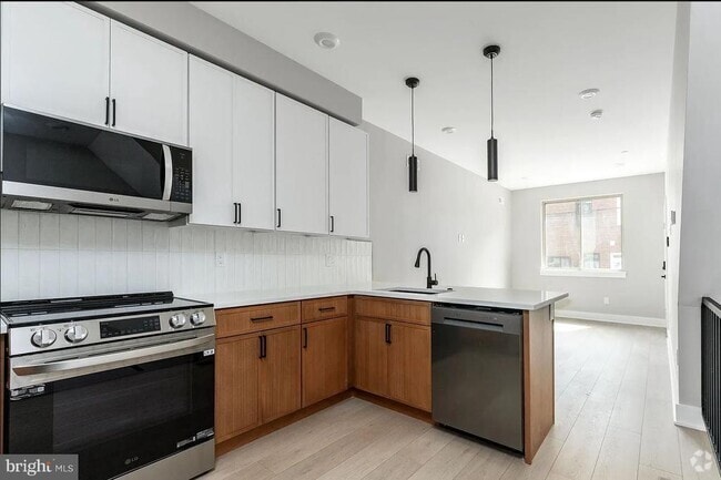 Building Photo - 2044 N 3rd St Rental