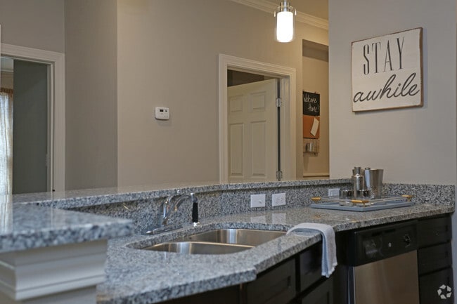 2 Br, Kitchen