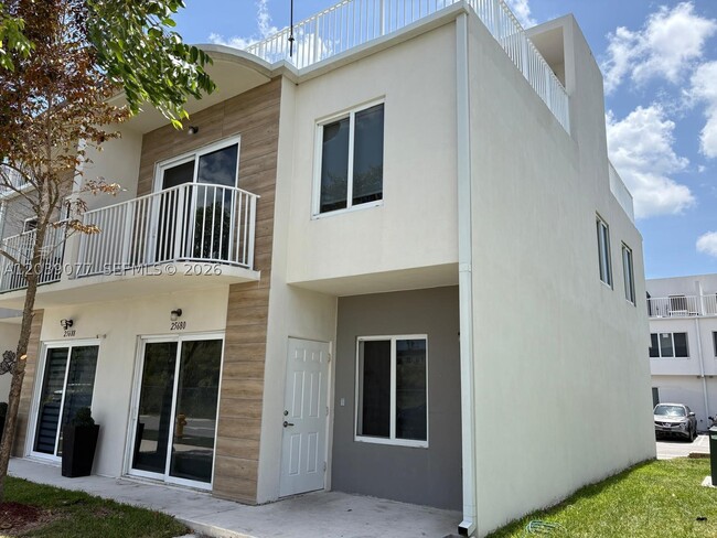 Building Photo - 25680 SW 143rd Path