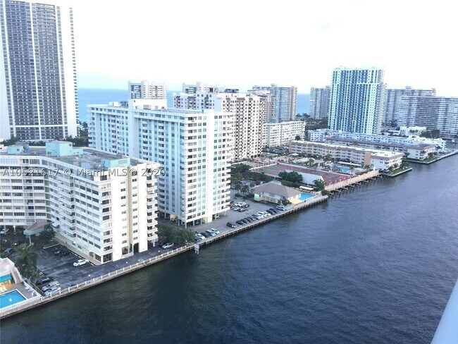 2600 Hallandale Ave Unit 2202