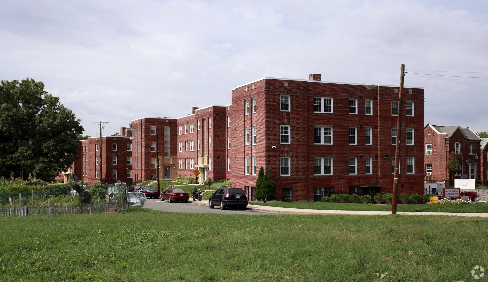 Fort View Apartments - Fort View Apartments