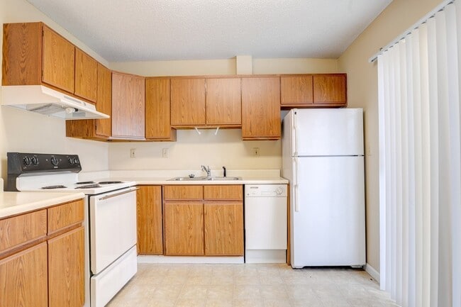 Photo - Fairlawn Village