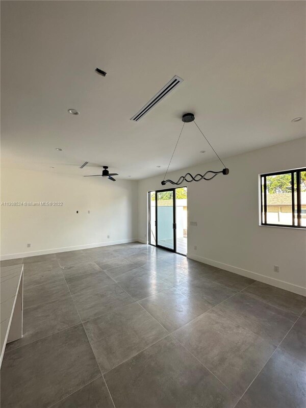 Photo - 4637 SW 32nd Ave