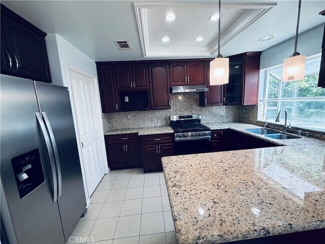 Photo - 5801 Encinita Ave