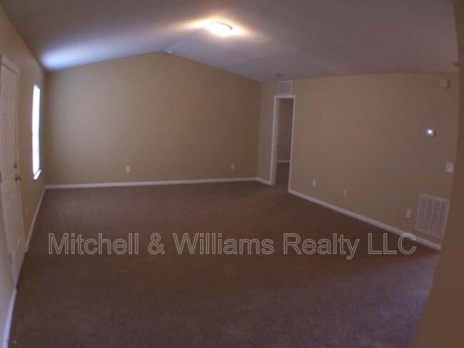 Photo - 2902 W 5th St