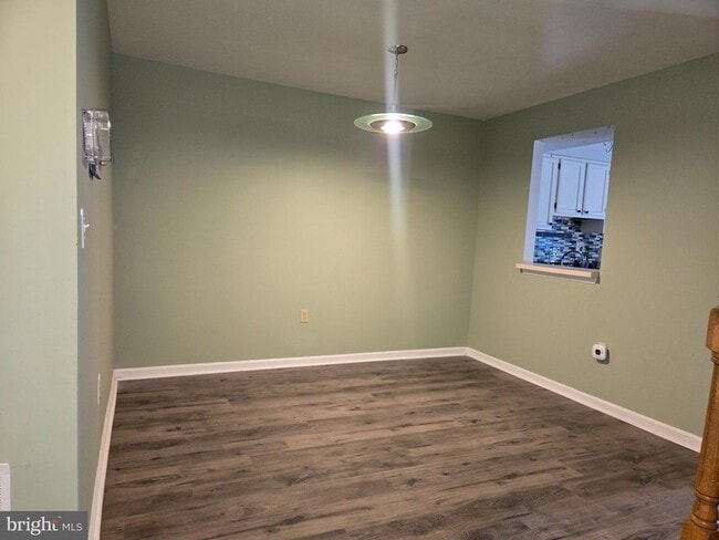 Photo - 2118 Cedar Barn Way