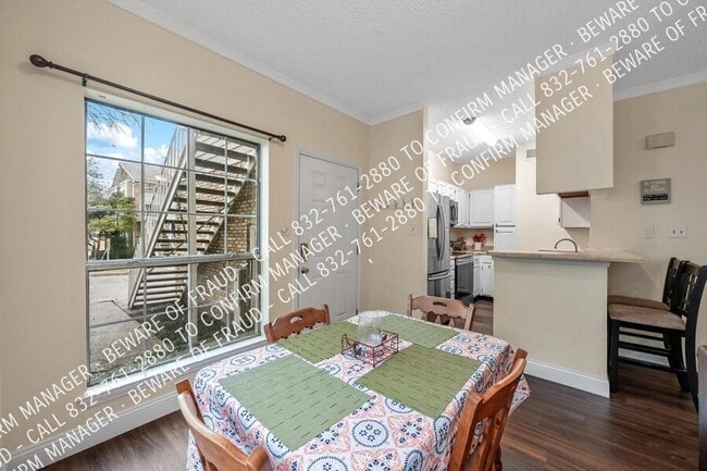 Photo - 7151 Gaston Ave