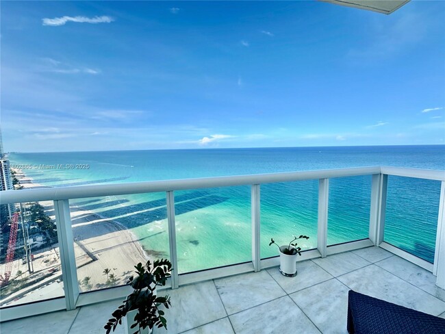 Building Photo - 18201 Collins Ave Unit 4508 Rental