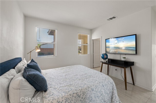 Photo - 50105 Rocamora St