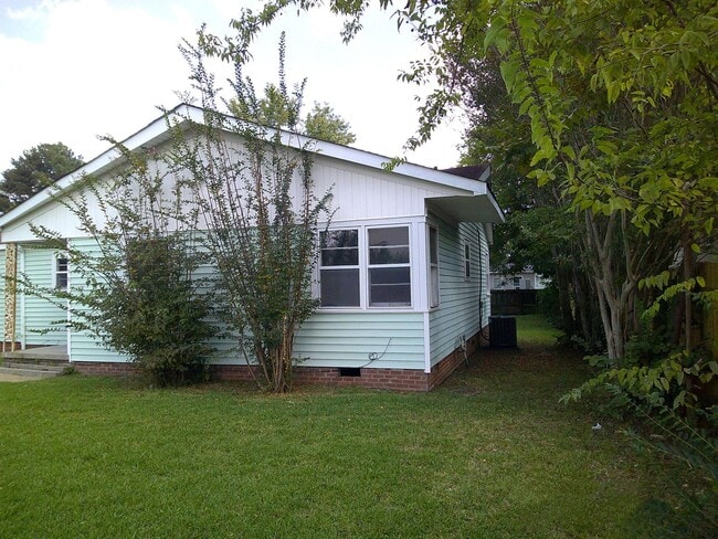 Photo - 408 Lumpkin Ave