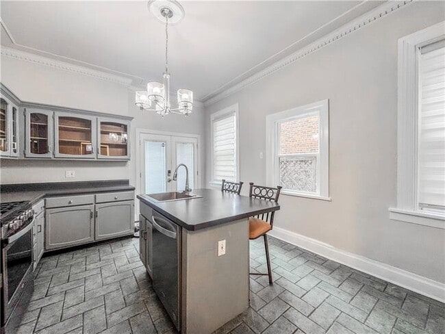 Photo - 52 S 18th St