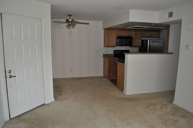 Photo - 2 Bedroom 1 Bath Condo in Il Palio Complex... Unidad 121