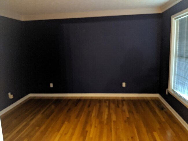 Photo - Huge 4 Bedroom Chester Transitional in Stoney Glen West with 2 Car Garage, $2225.00 p/month!