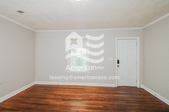 Photo - 1213 Campbell St