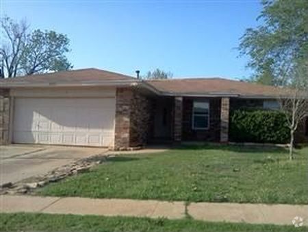 Building Photo - 3205 SE 55th St Rental