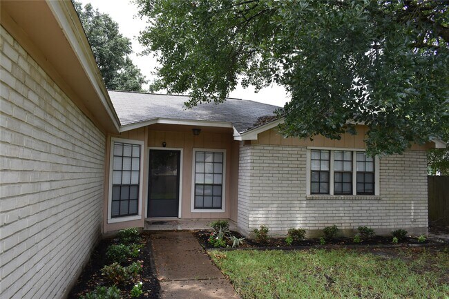 Photo - 16838 Markridge Dr