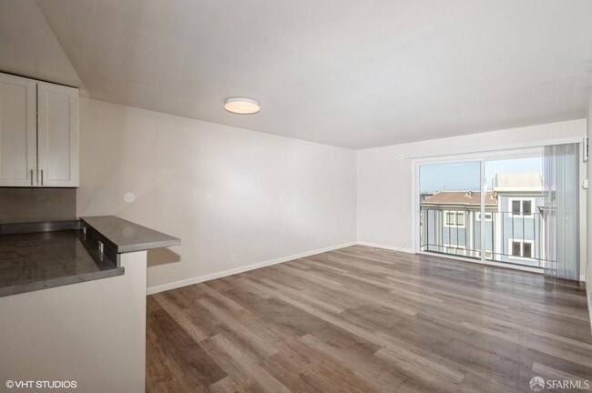 Photo - 646 Corbett Ave Condo Unit 305