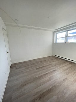 Photo - 2090 Wellington