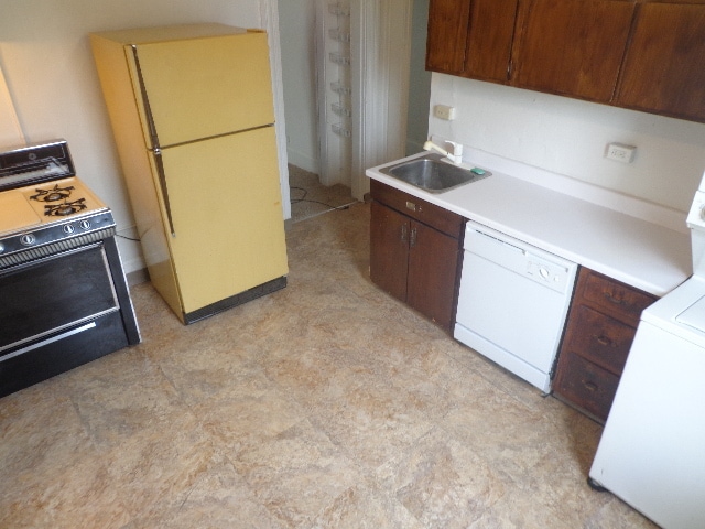 Building Photo - 80 McMillen Ave Unit Upstairs Rental
