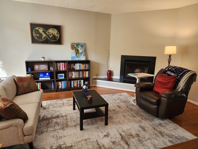 Photo - 14506 Mayfair Dr House
