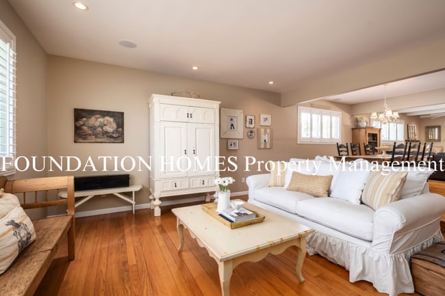 Photo - 32 Devonshire Dr