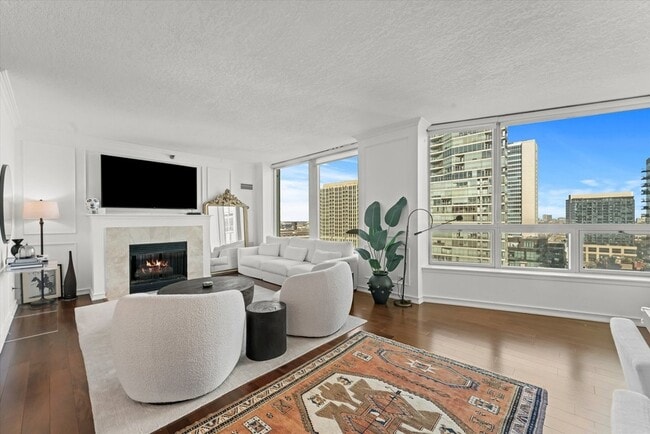 Photo - 600 N Kingsbury St Unit 1609
