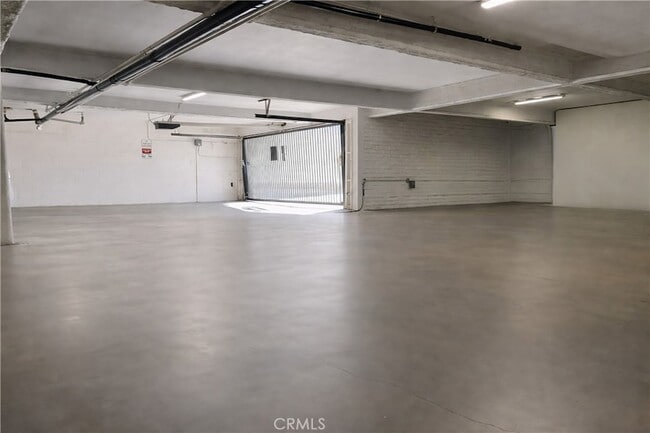 Photo - 16531 Alliance Ave Unidad 1