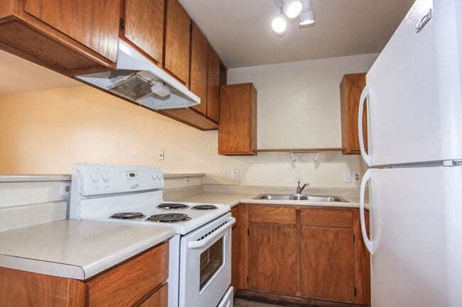 Photo - 4910 N Arnold Dr Unidad Apt 02