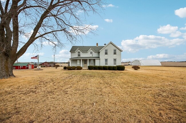 Photo - 11N455 Tower Rd