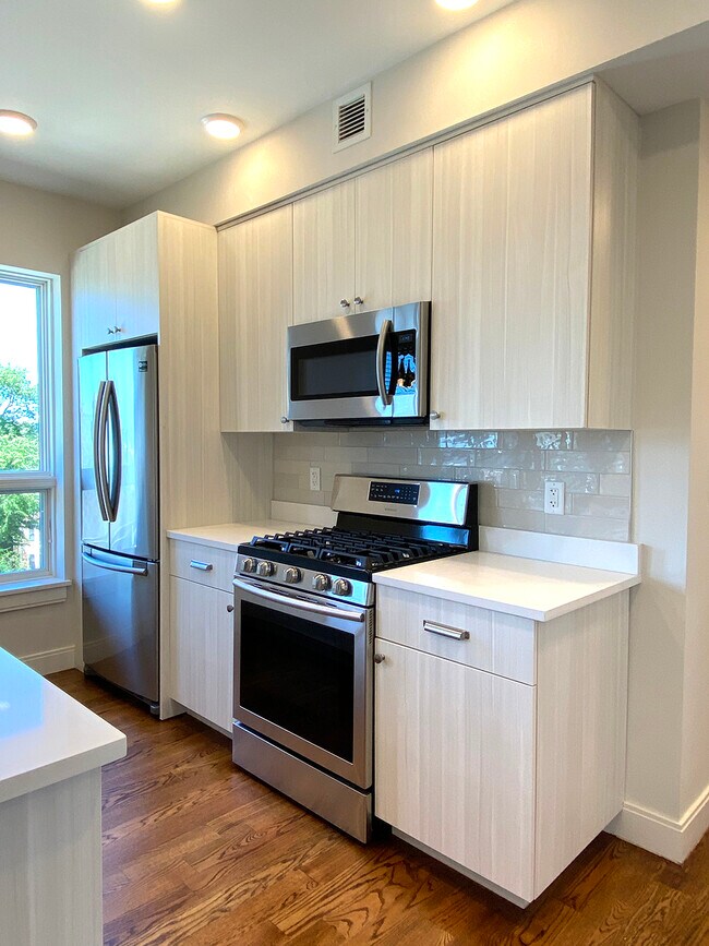 Photo - 3 Everett Ct Unit 401