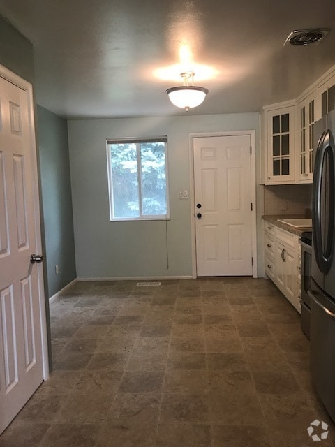 Building Photo - 114-116 E. 500 N. Unit 116 Rental