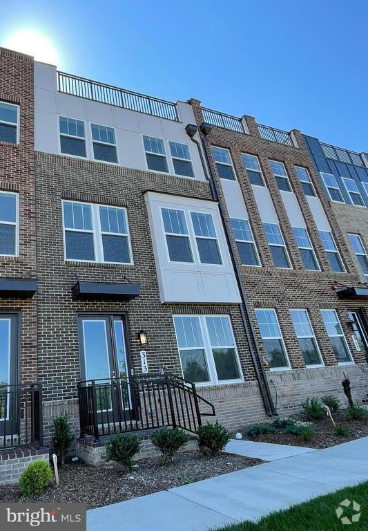 Building Photo - 313 Salinger Pl Rental