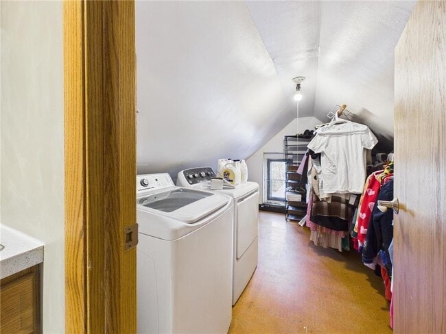 Photo - 750 S Robert St Unit Upper