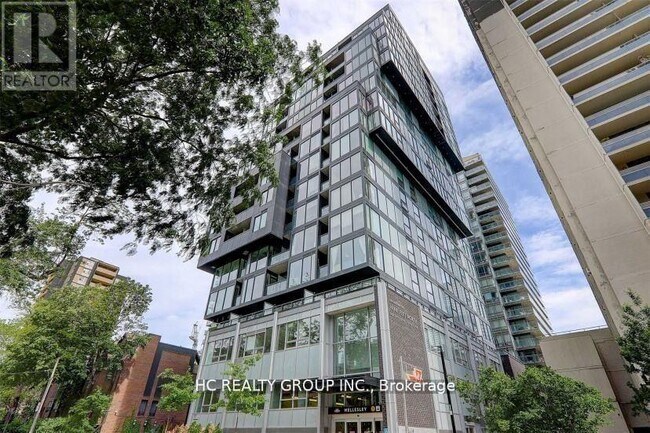 Photo - 17 Dundonald St Unit 1602